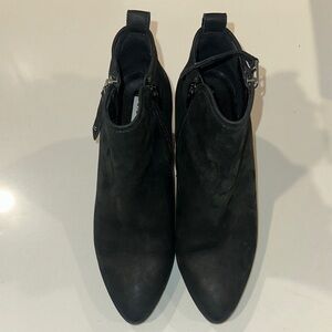 Steve Madden Julius Black Leather Ankle Booties